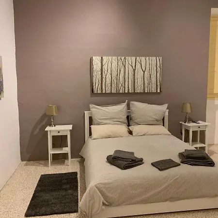 4 Bedroom In Near The Sea Apartment